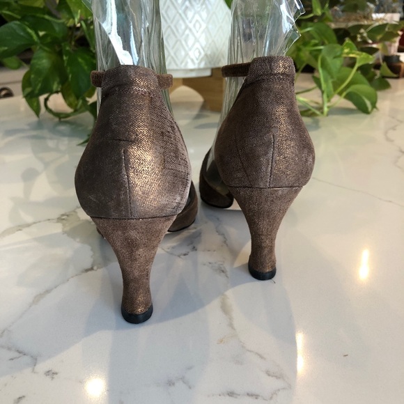 Evan-Picone Feather Constructed Women’s Dress Pumps Pointed Toe Strappy Sz. 7. - Picture 3 of 11